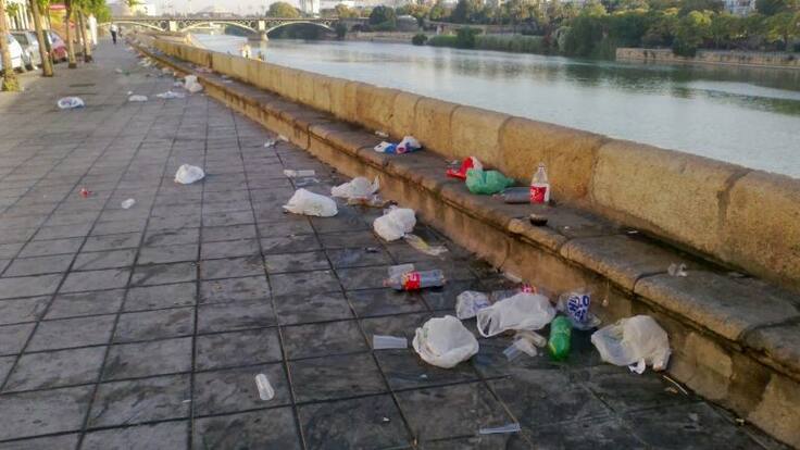 Botellón en Sevilla