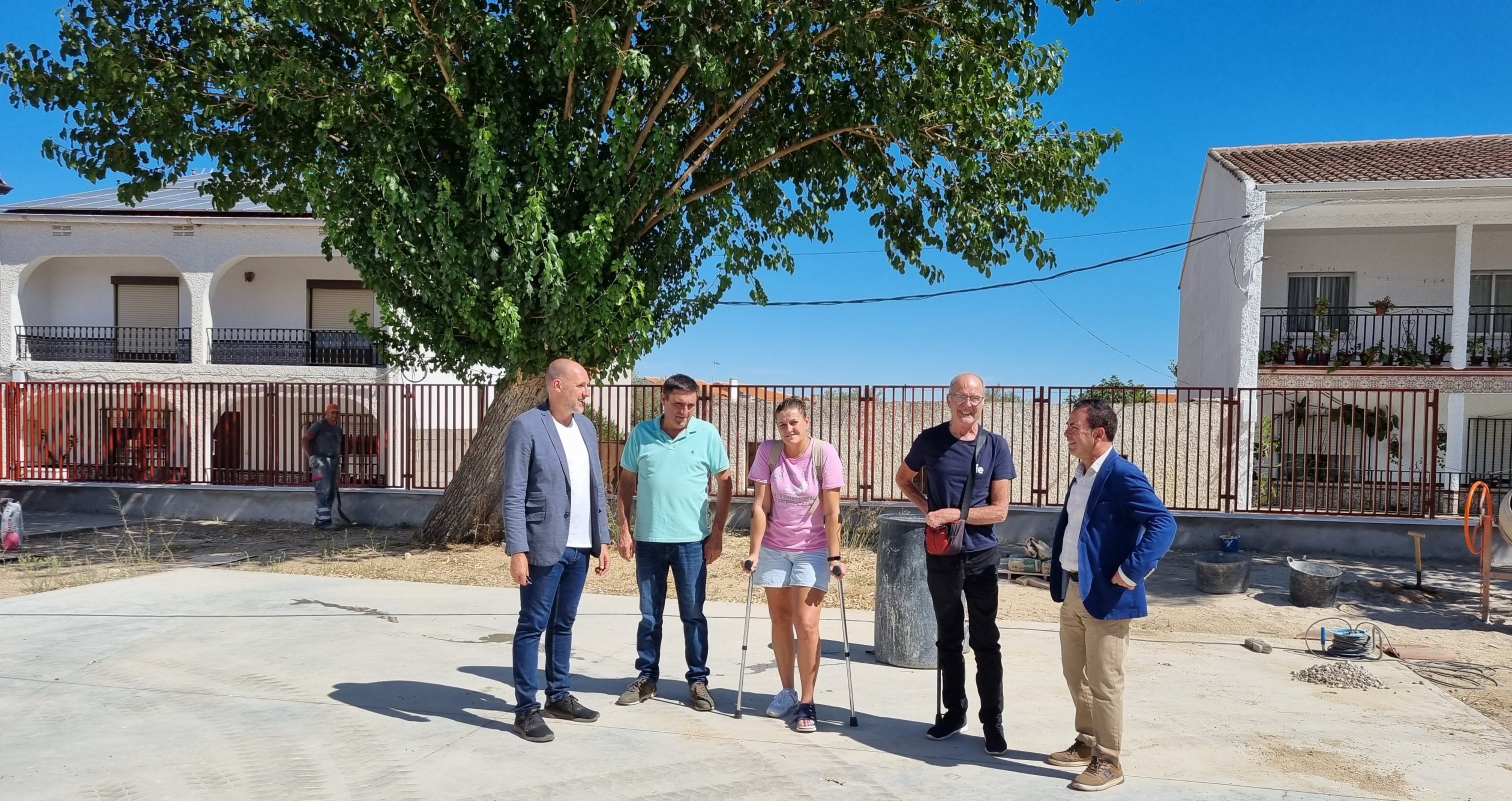 Visita a los centros educativos de la Jara para comprobar las mejoras realizadas