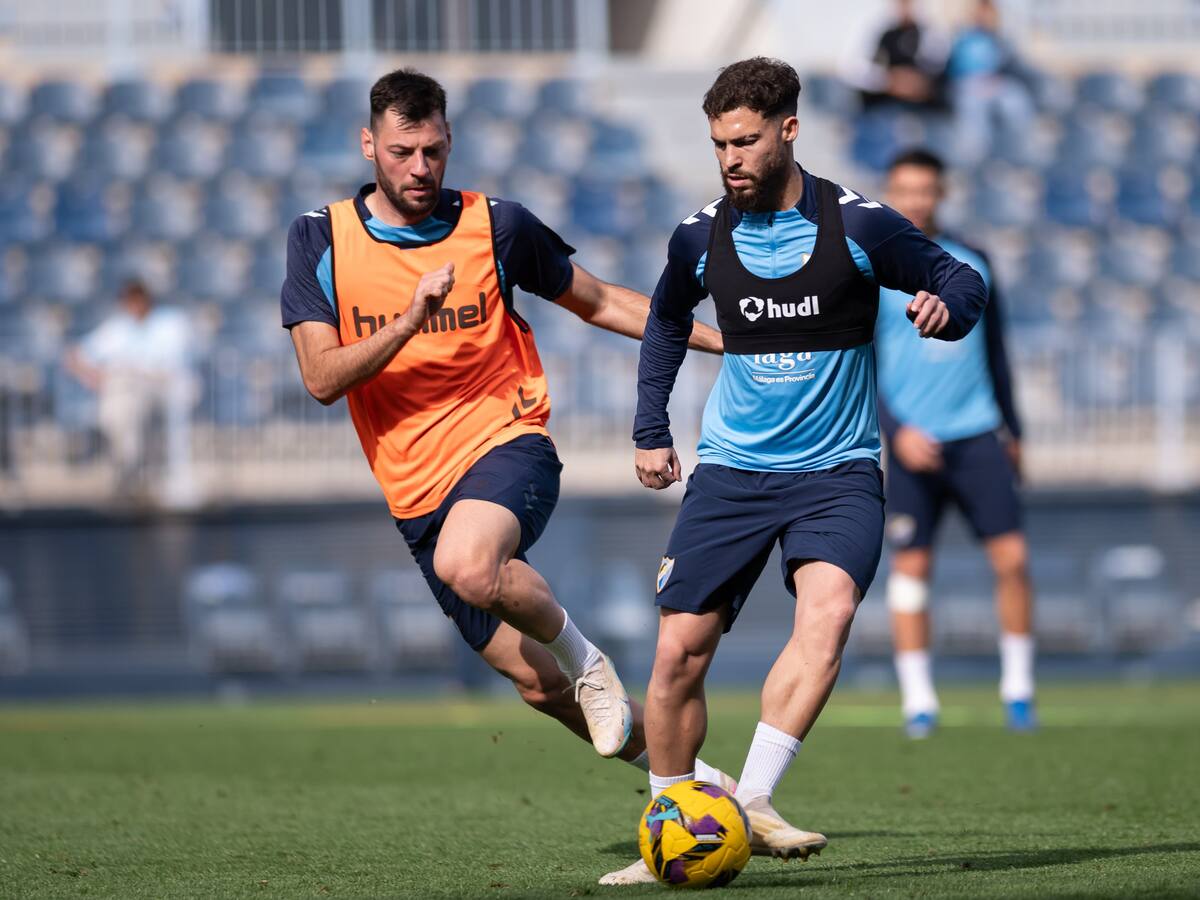 Einar Galilea sigue sin entrenarse y es duda para jugar en Almería