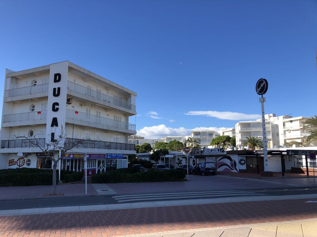 Colonia de la Ducal en la playa de Gandia