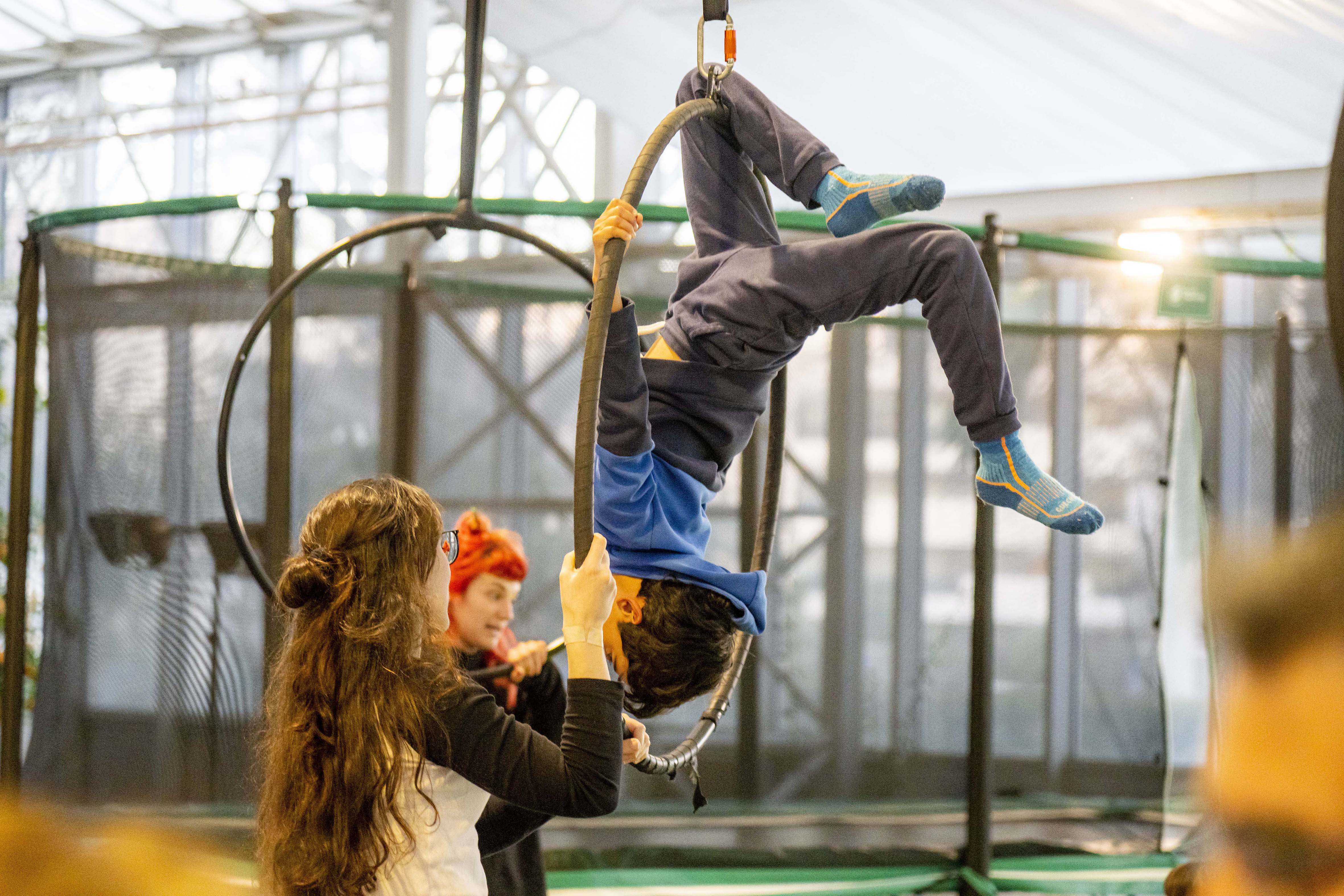 El proyecto, elaborado por el Ayuntamiento en colaboración con la asociación Scimmie Volanti, implica la creación de la Escuela de Circo y un Centro de Creación, que aborda la exhibición y programación de montajes circenses