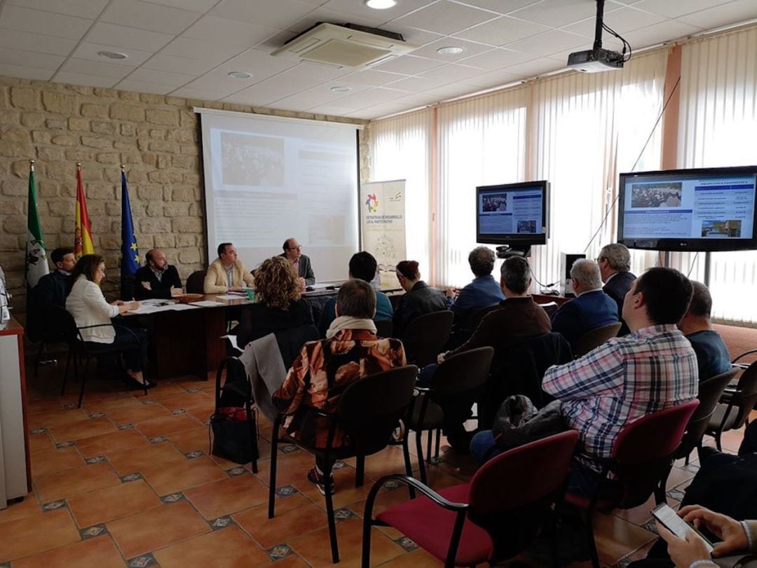 Reunión de la Asociación para el Desarrollo Rural de la Loma y las Villas