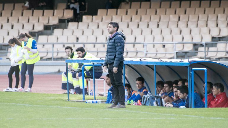 Pepe Masegosa en Chapín durante el partido ante el San Roque