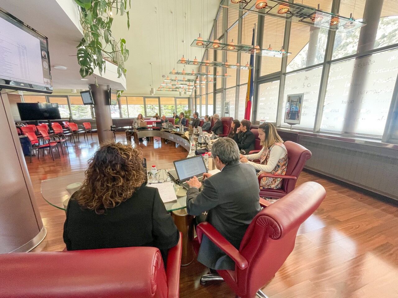 Els consellers d'Objectiu Comú  en sessió de comú.