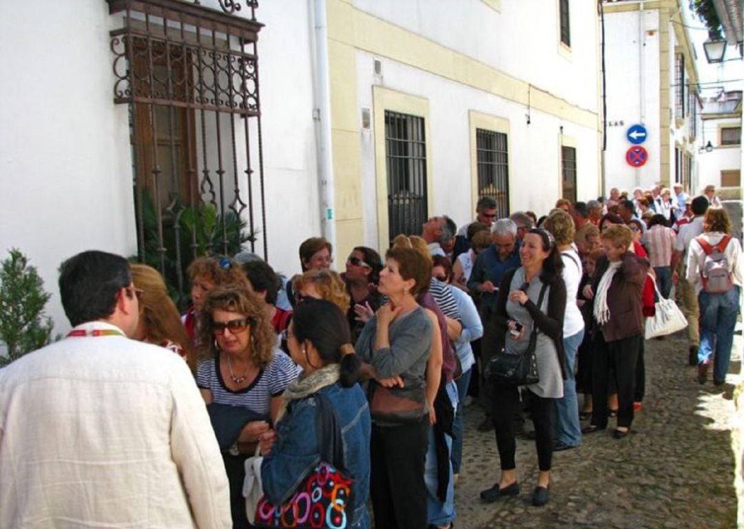 Turistas en las calles de Córdoba este mayo festivo