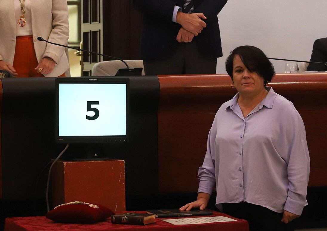 Susana Romero durante su toma de posesión este lunes en el Ayuntamiento de Jerez