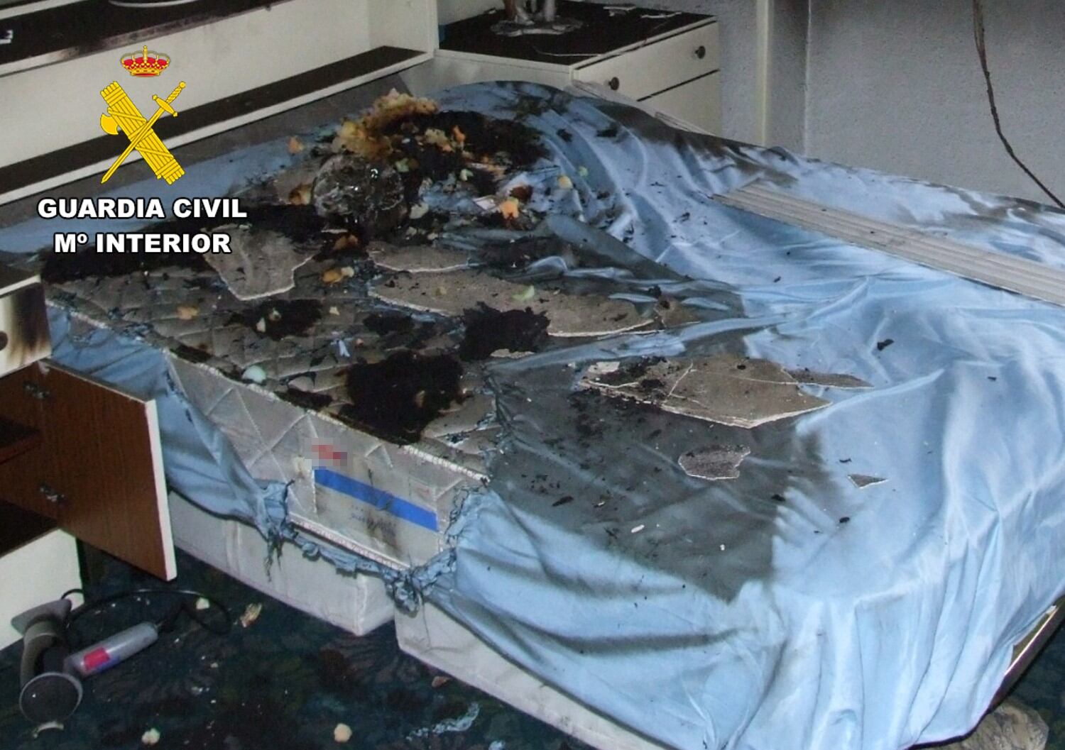 El joven trató de ocultar con el fuego su estancia en un domicilio particular -que allanó previamente- sin consentimiento ni conocimiento por parte de la propiedad