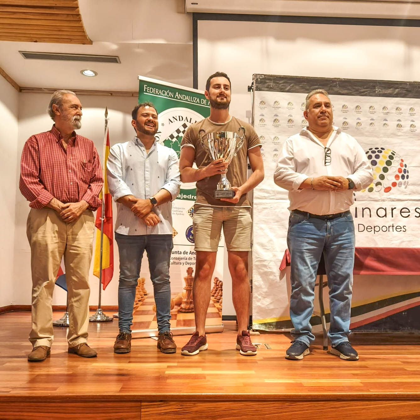 Andrés Merario, en Linares, cuando ganó el absoluto 2025.