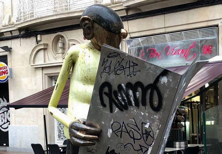 Escultura de O Carrabouxo, unha das afectadas