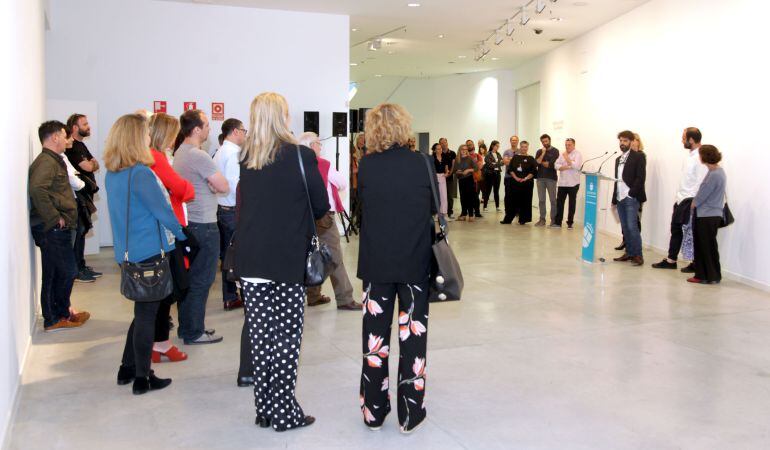 Juan del Junco inauguró su exposición &#039;Never-ending Handbook. Guía de las aves de mi mundo&#039; en el Centro de Arte