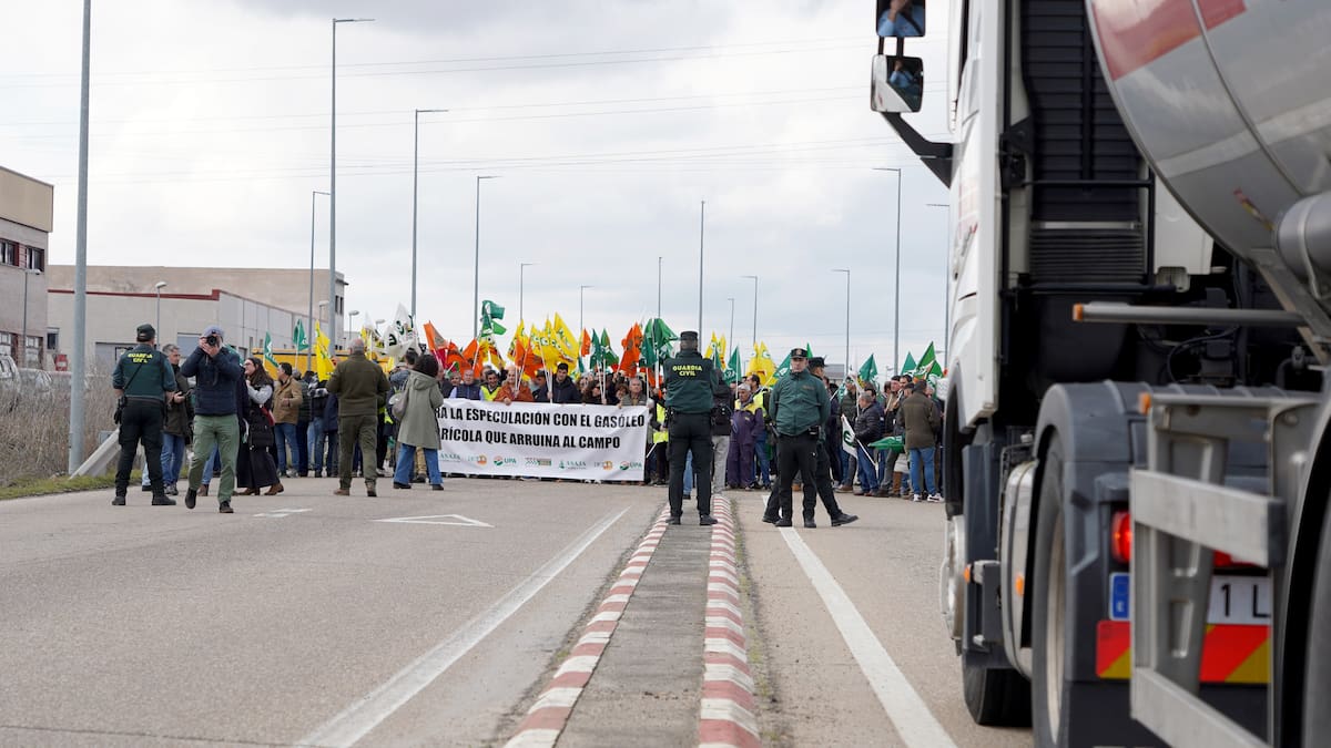 Las organizaciones agrícolas advierten de que "el campo está en jaque mate"