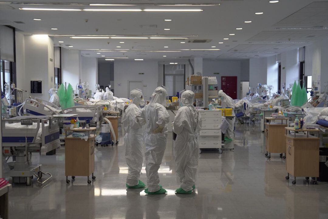 UCI Covid en Valdecilla.