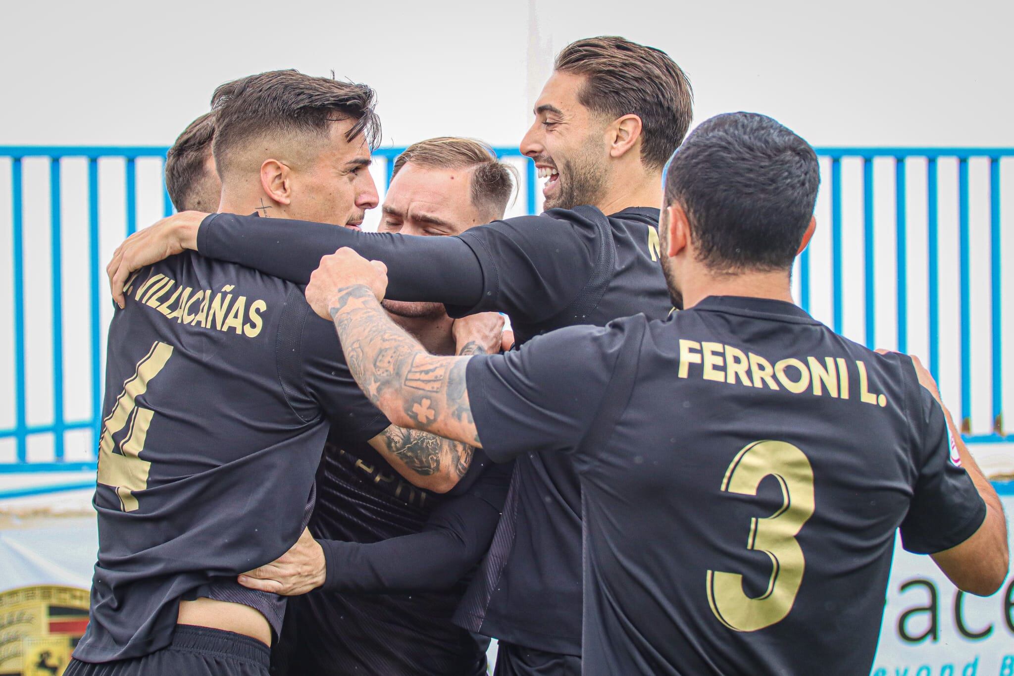 Celebración del Intercity tras el gol de Pol Roigé