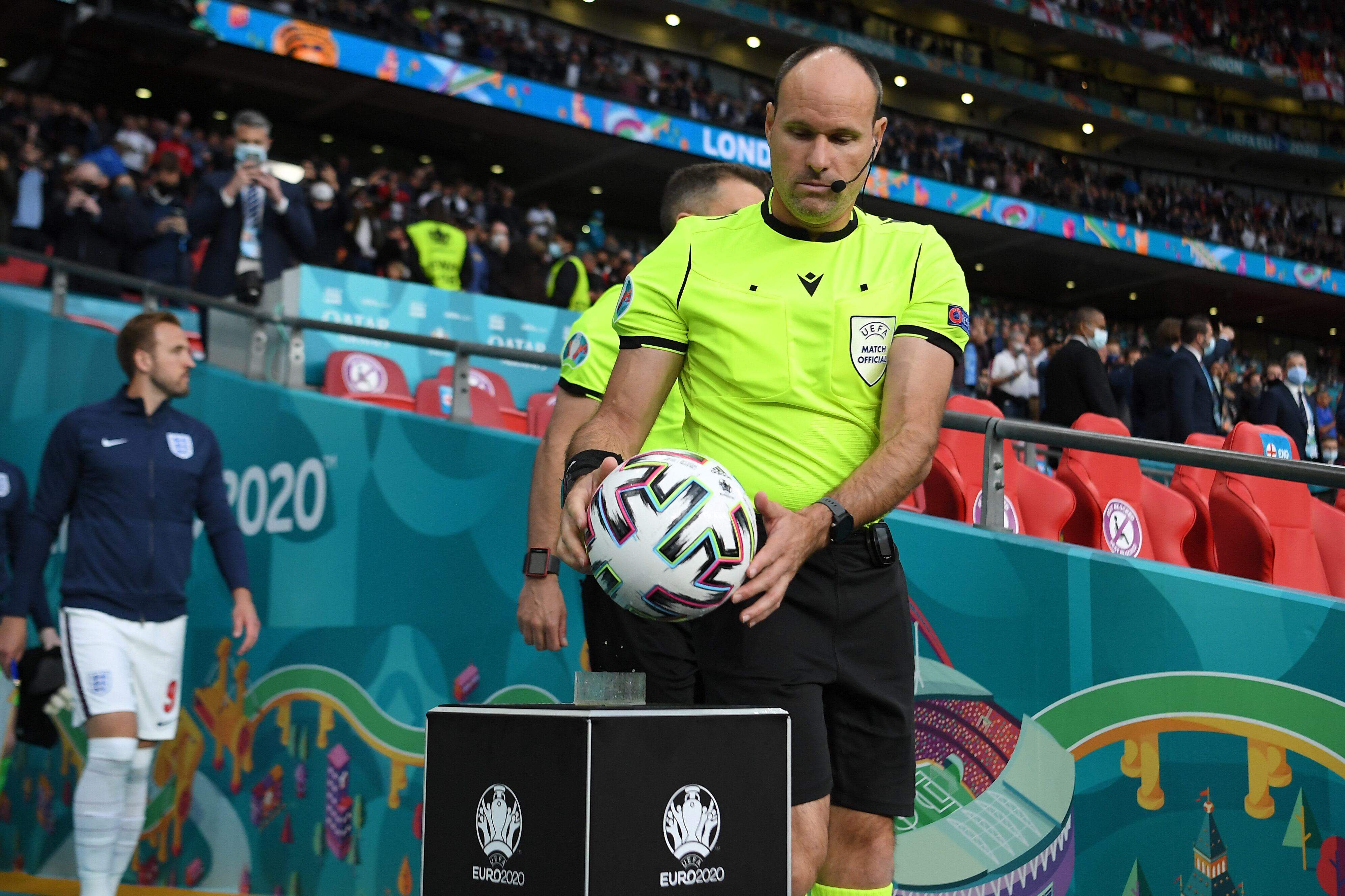 Mateu Lahoz, en la pasada Eurocopa