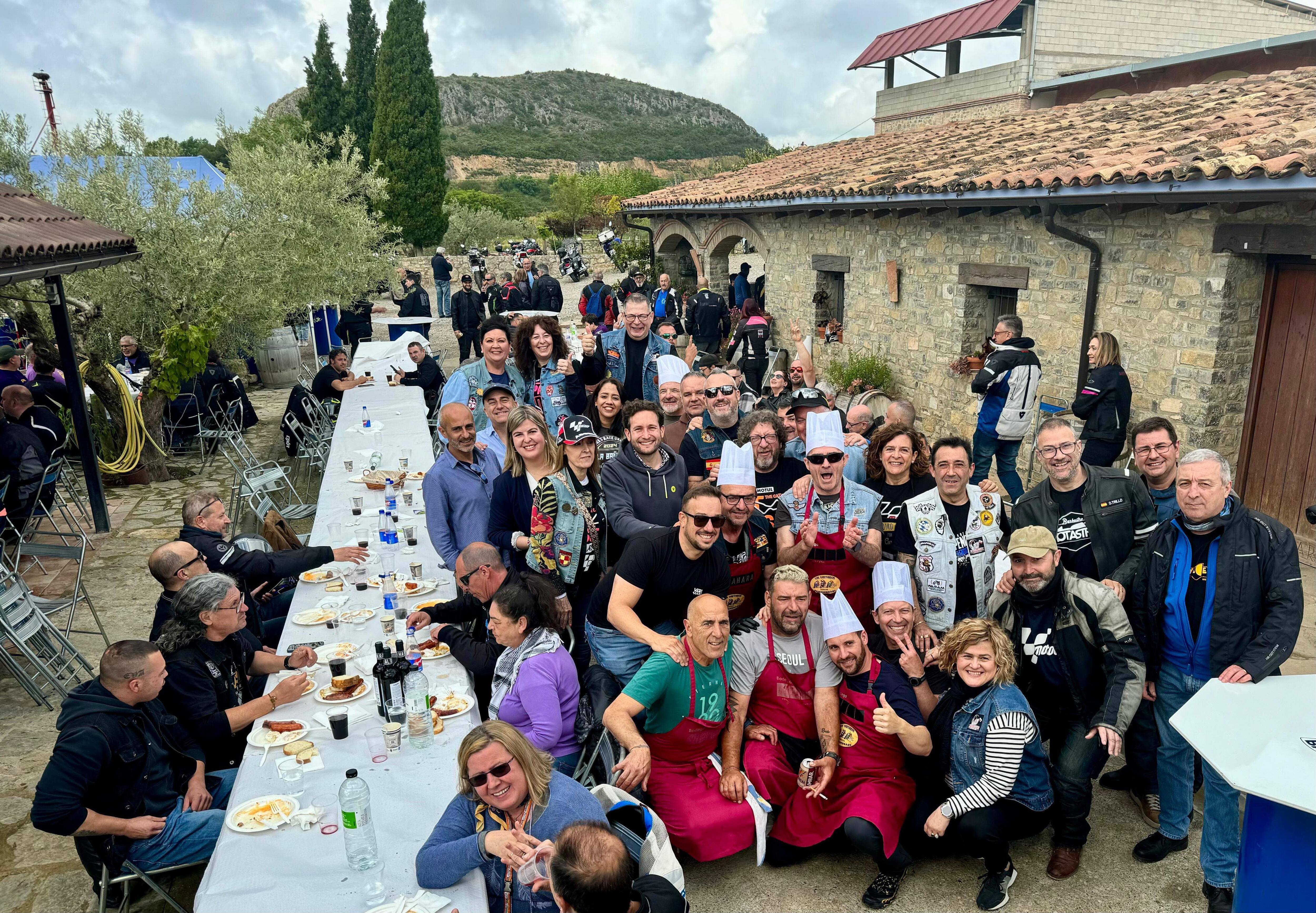 Participantes en el Maño almuerzo de Estadilla