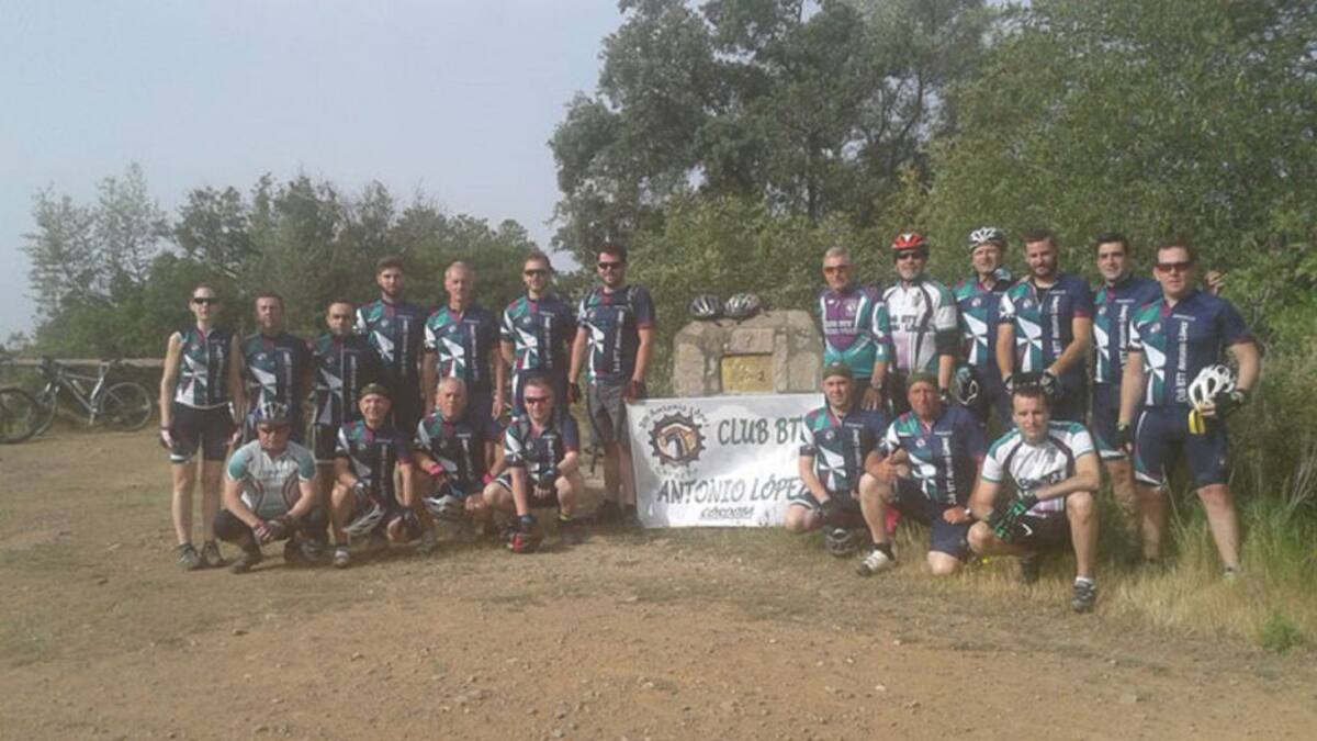 Recogen firmas para evitar acometidas que desvirtúen la Cuestan el Reventón