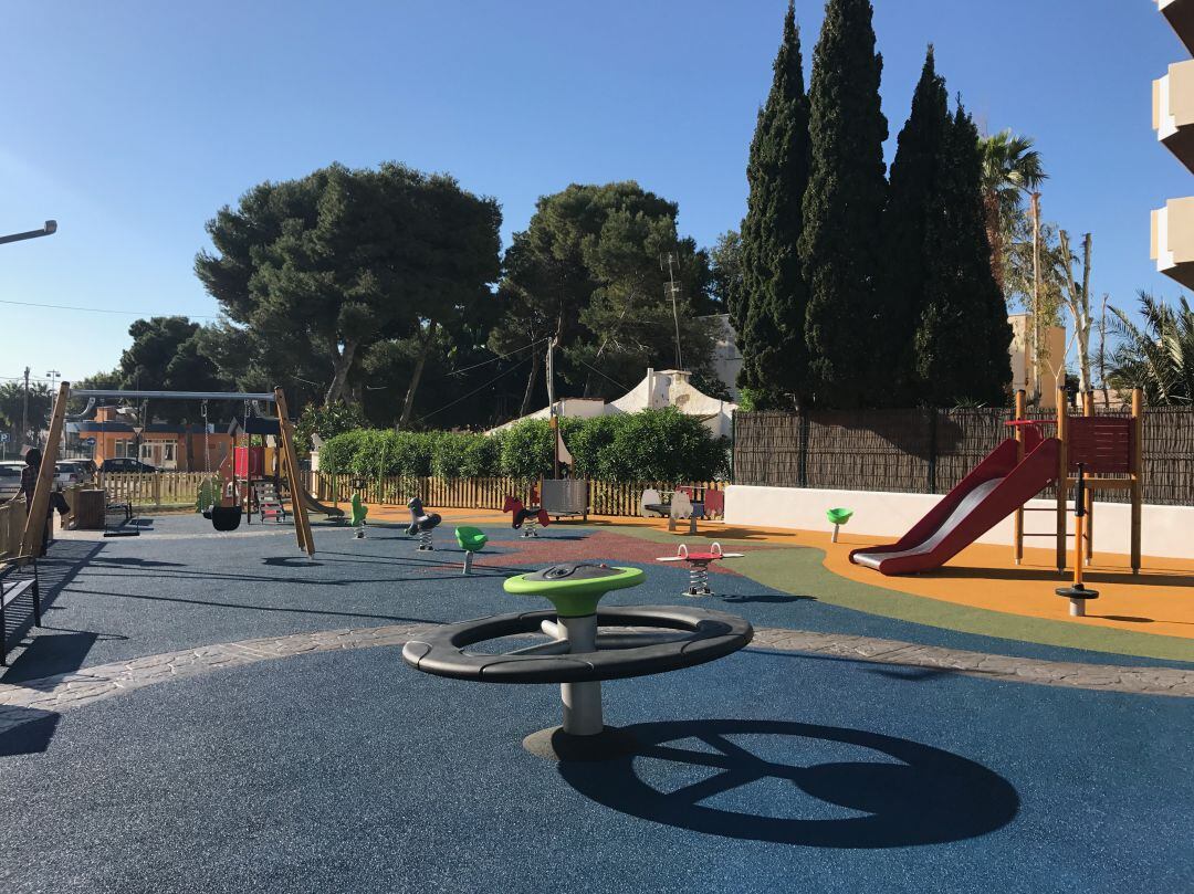 Imagen de archivo de un parque infantil