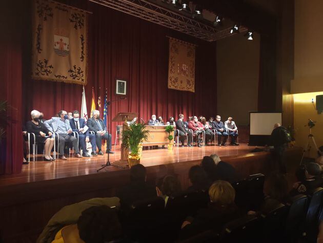 Minuto de silencio en honor a Juan José Cánovas