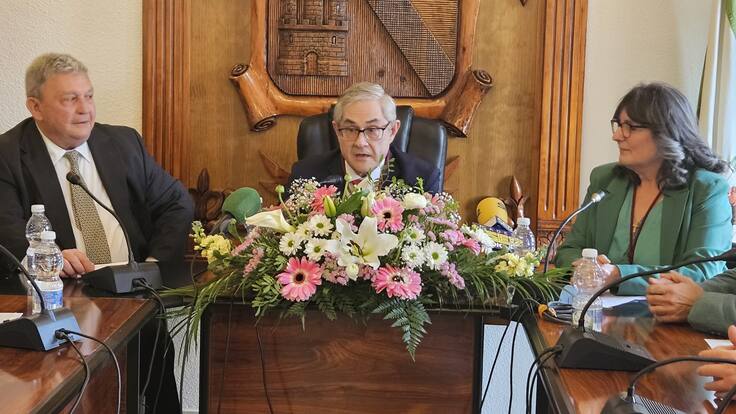 El Dr. Ricardo Fernández Valadés, nuevo Hijo Predilecto y Medalla de Oro de la Ciudad de Jódar