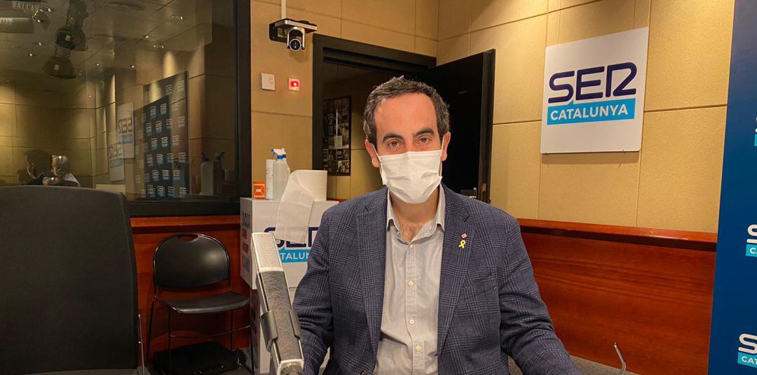 El secretar general de Salut de la Generalitat, Marc Ramentol, als estudis de Ràdio Barcelona