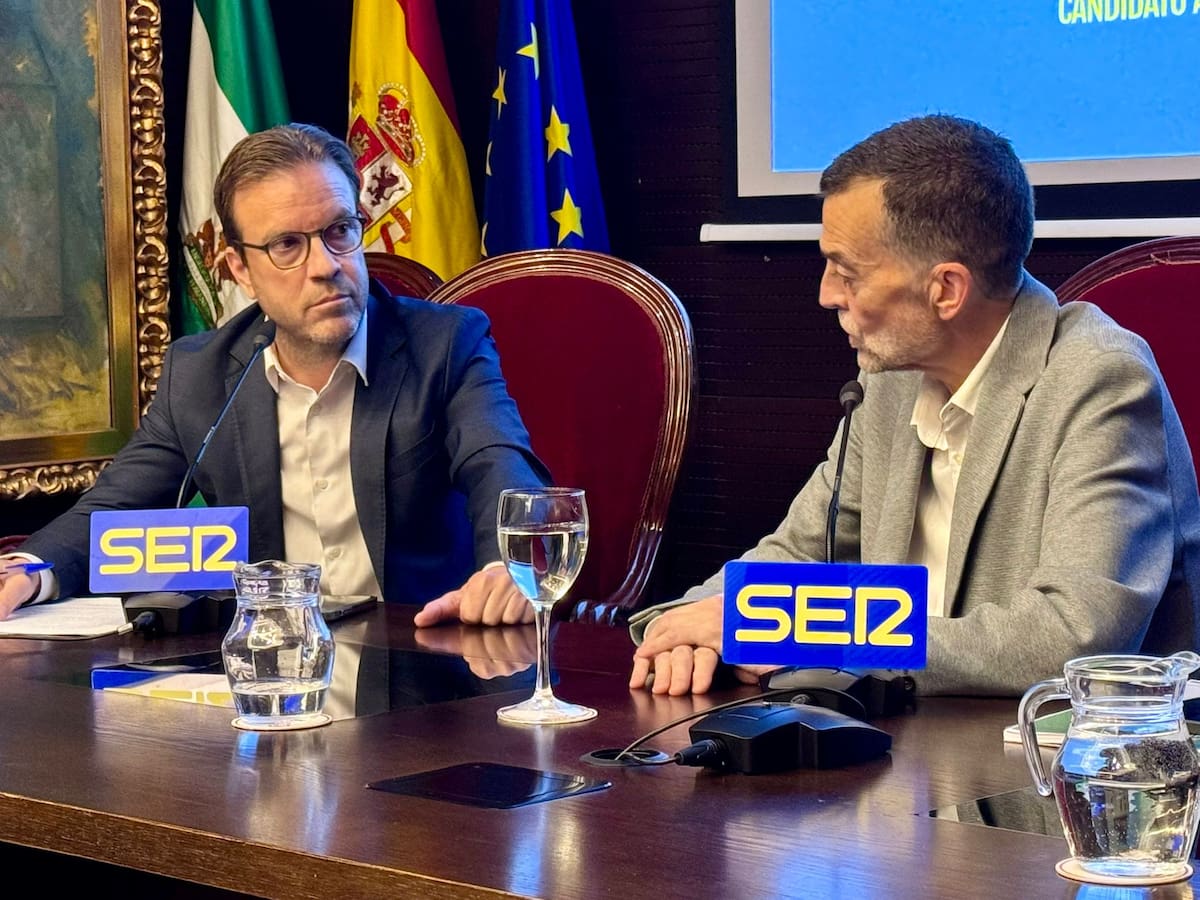 Foro con el candidato a la presidencia de la Junta de Por Andalucía, Antonio Maillo, celebrado en la Cámara de Comercio de Sevilla