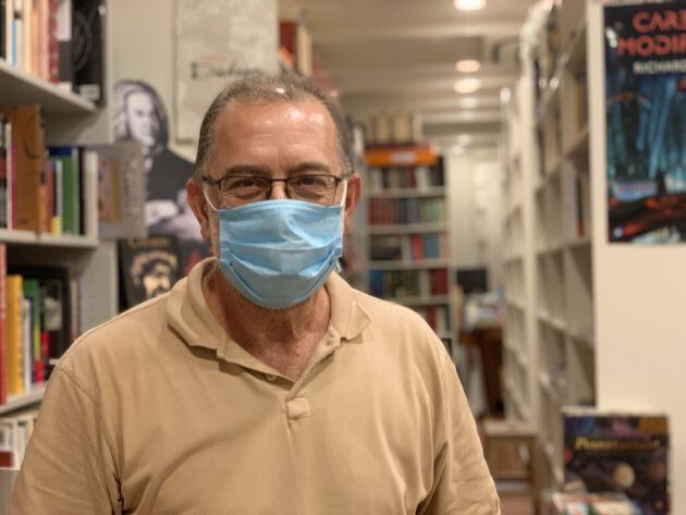 Pepe Jaime, al frente de la librería Quorum