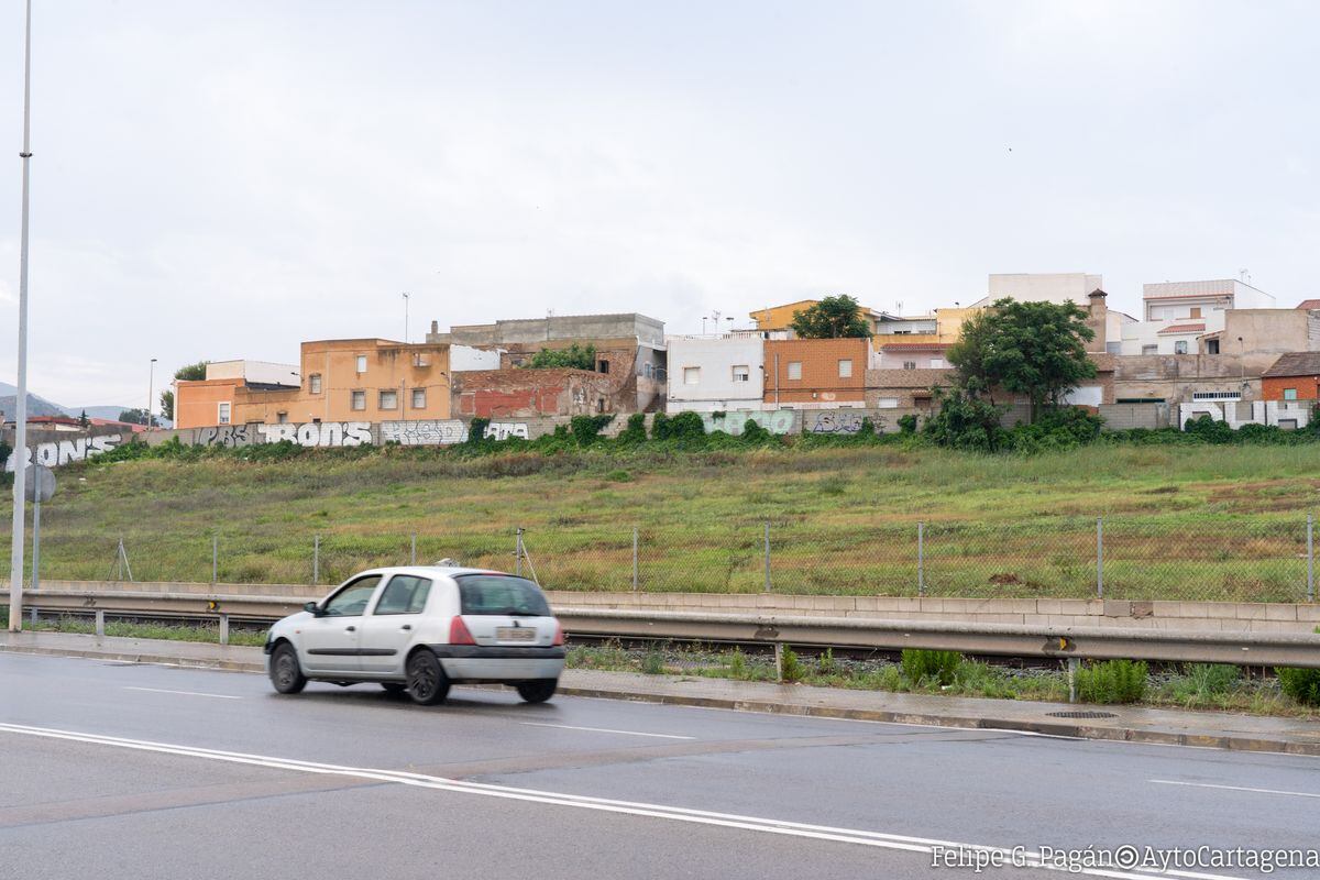 Solar de los Mateos en el que se construirán las viviendas para jóvenes