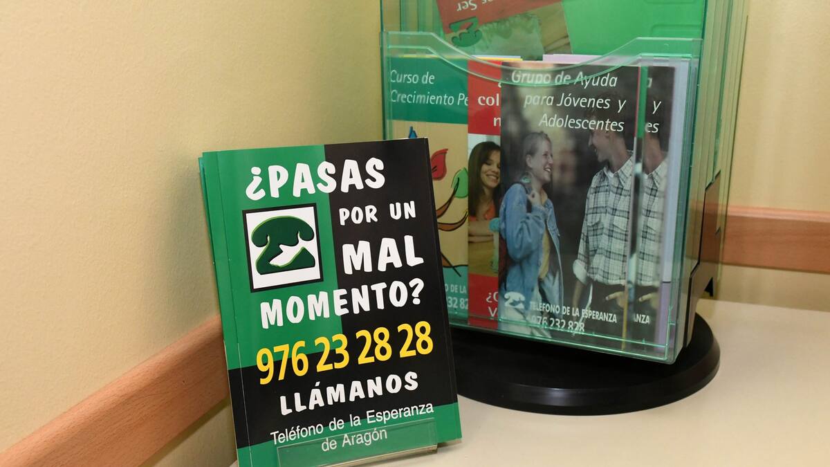 Teléfono de la Esperanza: Los jóvenes recurren cada vez más al Teléfono de la Esperanza - Hoy por Hoy Zaragoza (22/02/2023)