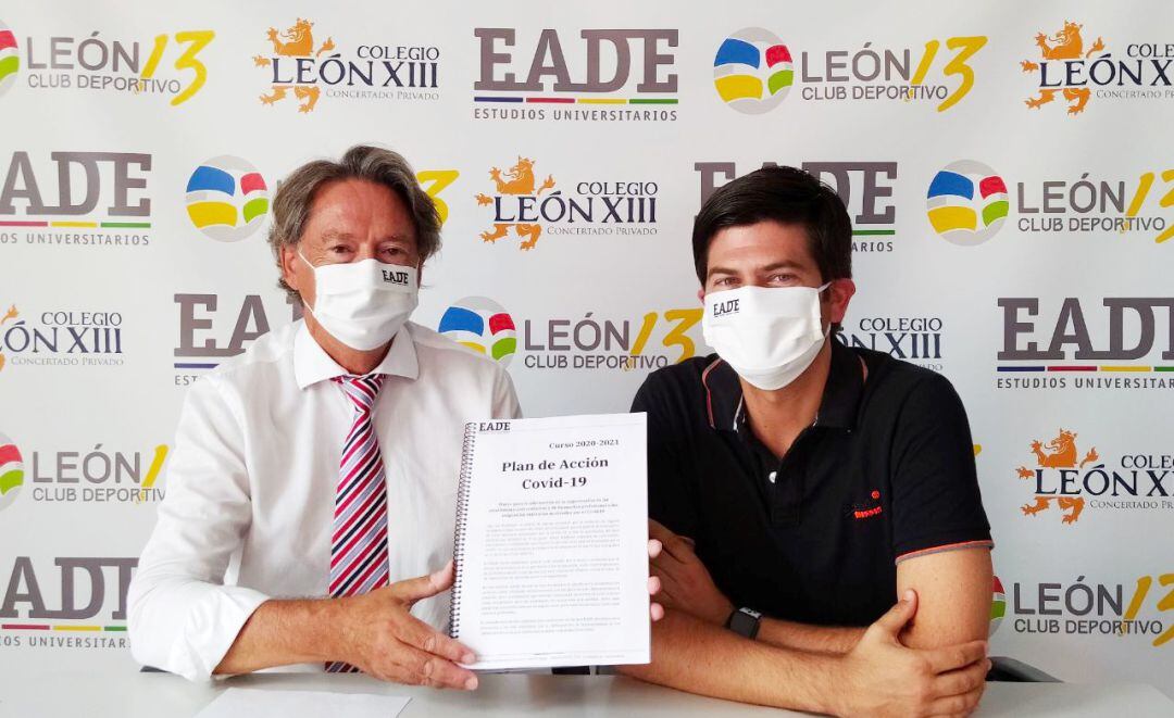 Miguel Martos Beltrán, director general de EADE y Gabriel Arrabal Sánchez, director de Estudios Universitarios de EADE