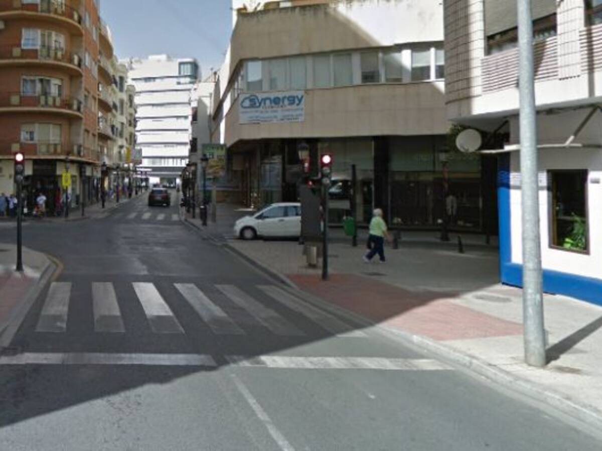 Continúan los cortes de tráfico en las calles Tinte y Callejón de las Portadas