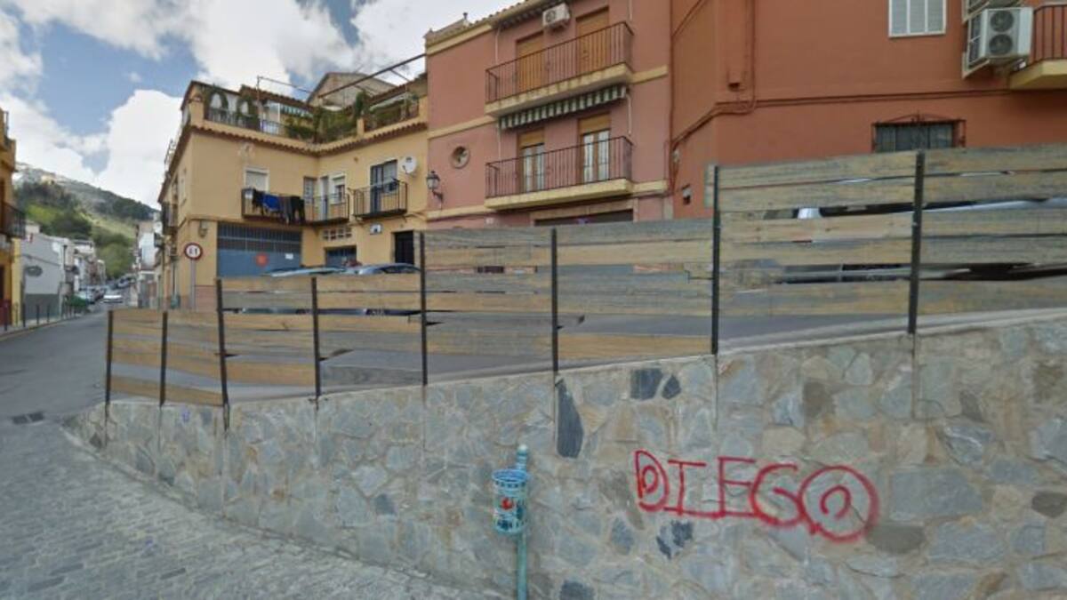 Estudiantes, artistas y vecinos del barrio del Almendral, protagonistas de un festival