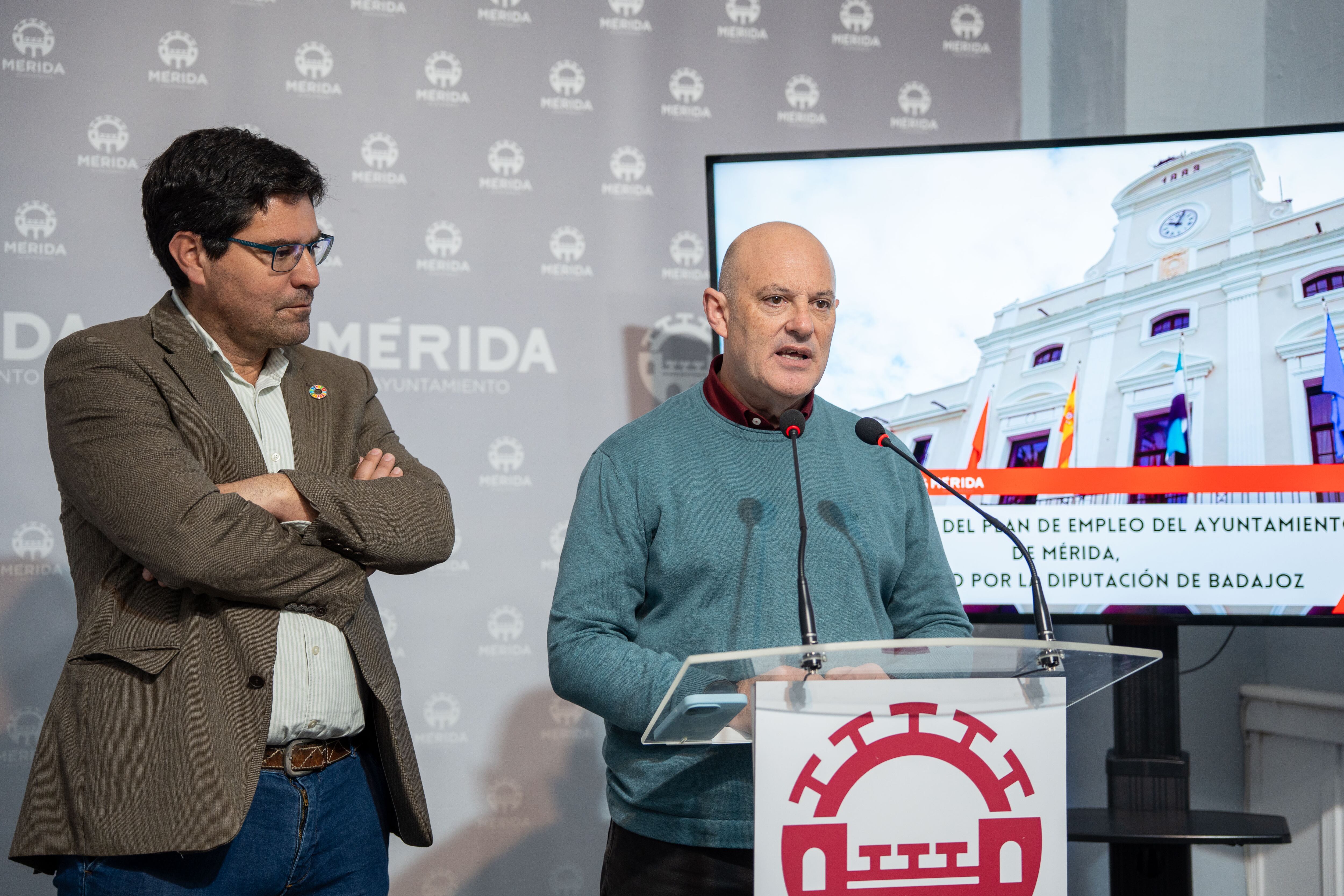Presentación del Plan de Empleo del Ayuntamiento de Mérida con fondos de la Diputación de Badajoz