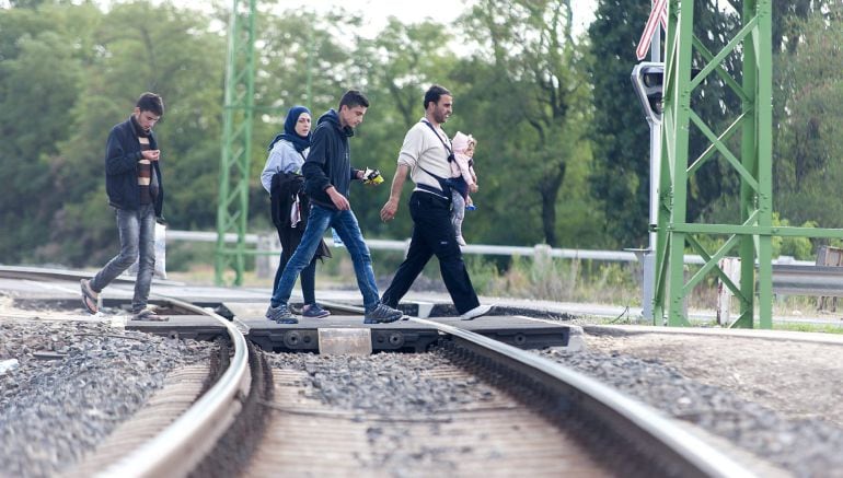 El tráfico de trenes desde Austria hacia Alemania permancerá interrumpido temporalmente