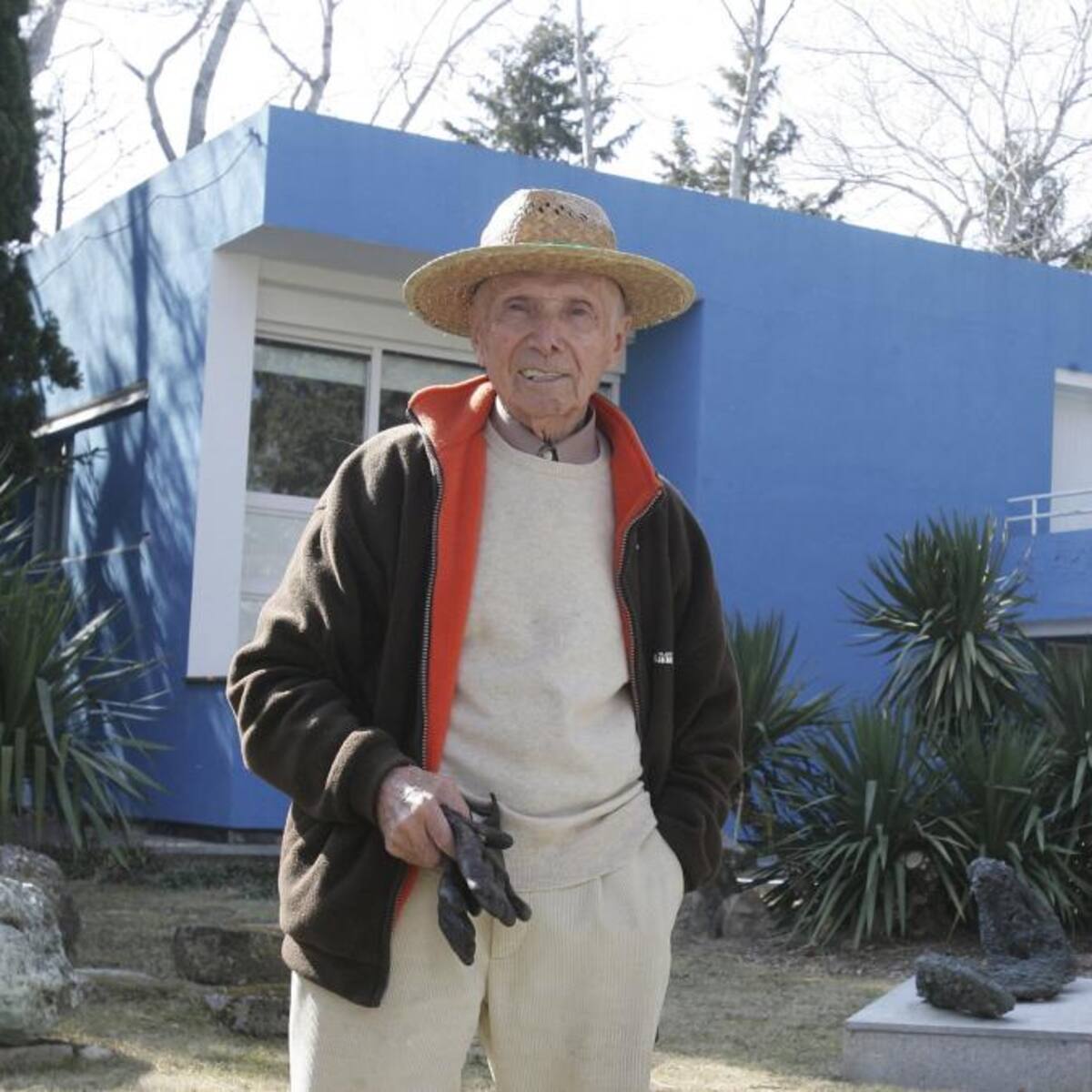 La viuda de Beulas lamenta la situación de abandono de la finca que el pintor donó a la ciudad