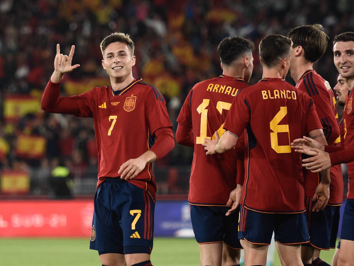 (3-2): Almería empuja a España en una gran noche