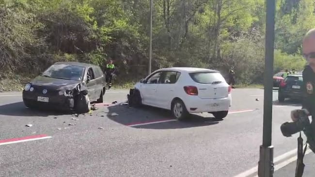 Accident a la rotonda del Prat Salit aquest divendres a la tarda