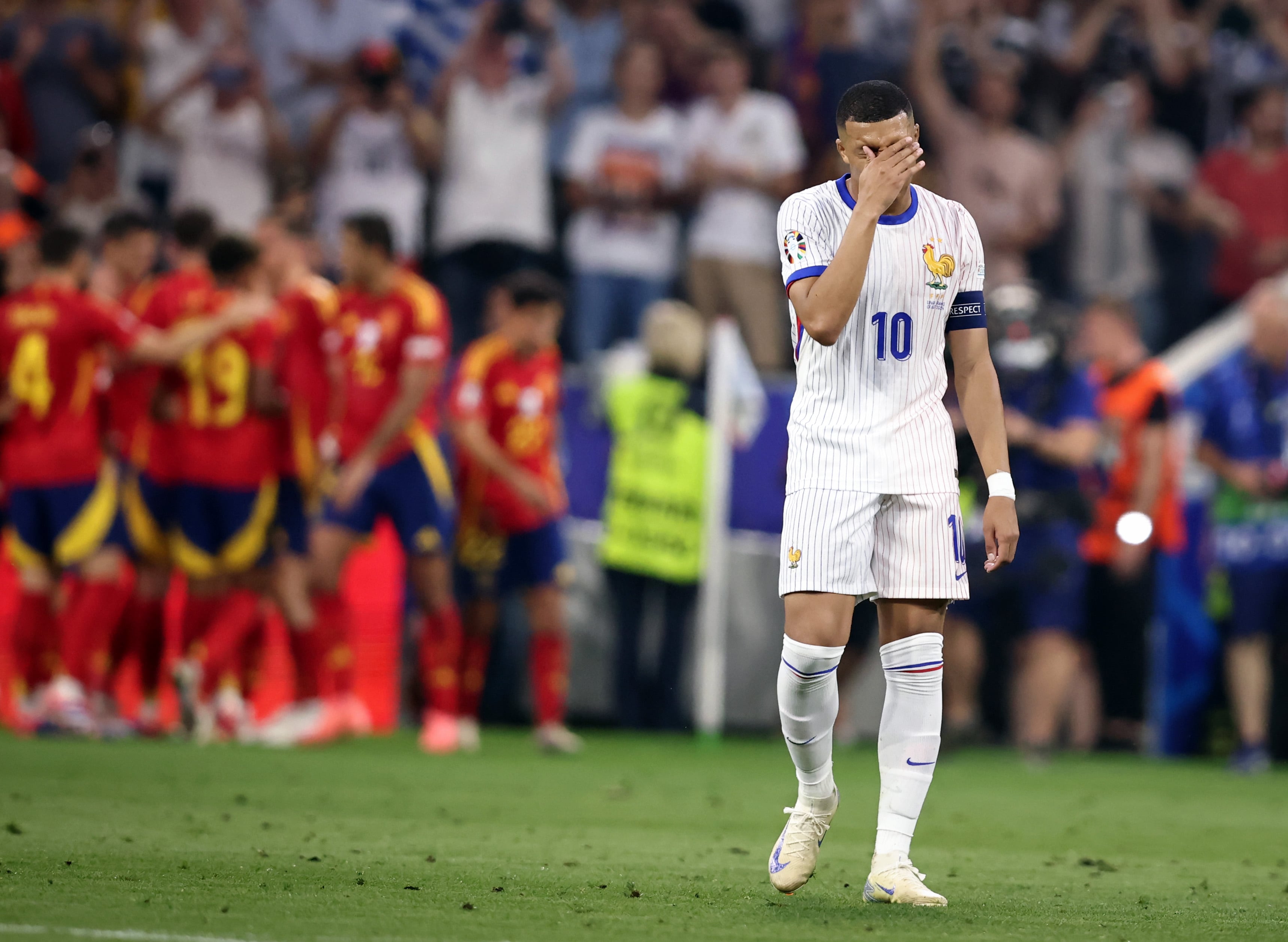 Kylian Mbappé en el partido de semifinales de la Eurocopa 2024 entre España y Francia. (Photo by Stefan Matzke - sampics/Getty Images)