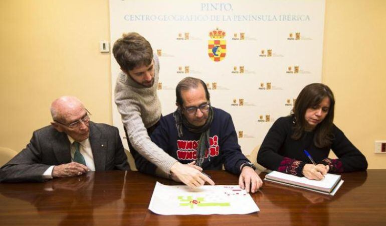 Presentación del proyecto al alcalde