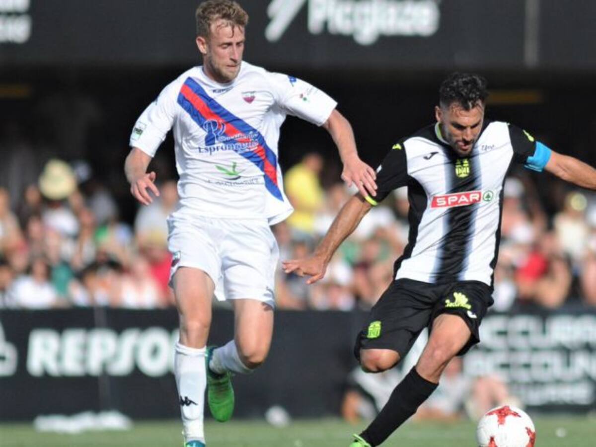 Muchos frentes abiertos en el Efesé de la próxima temporada