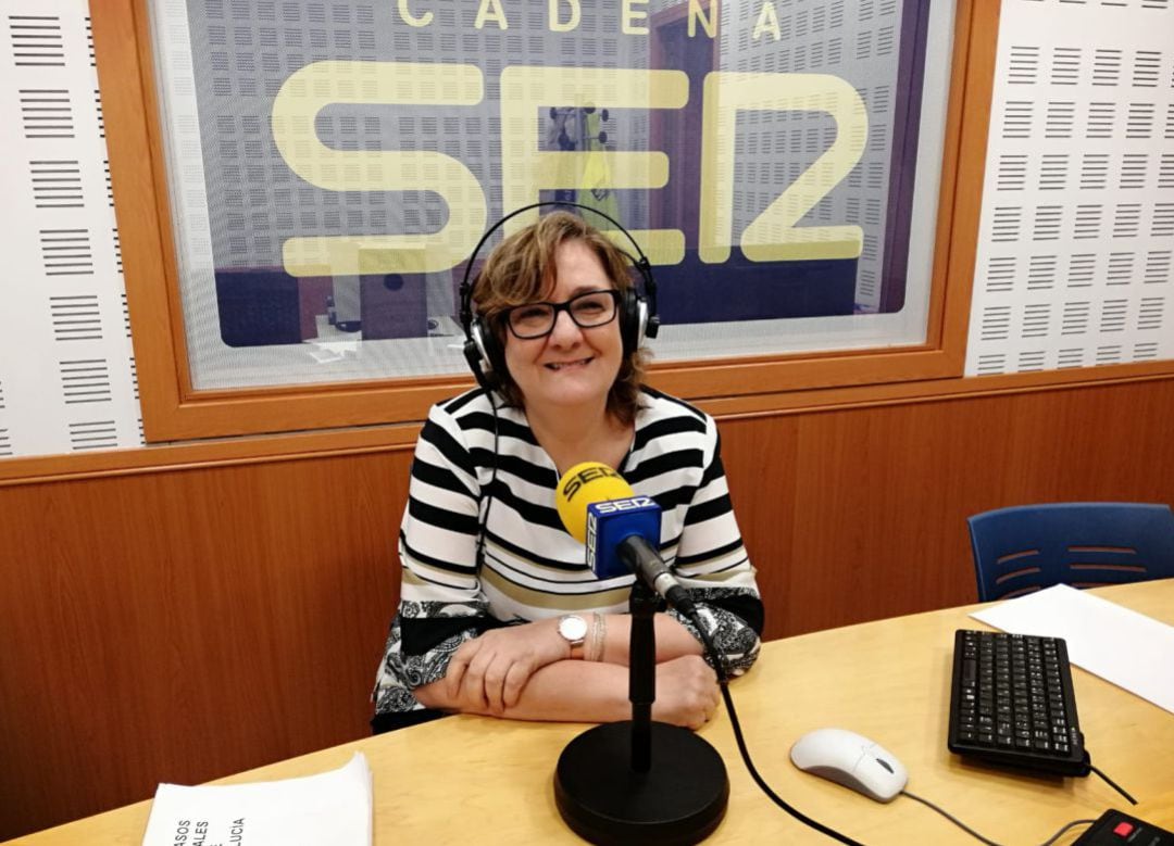 Aurora Genovés, en Radio Córdoba.