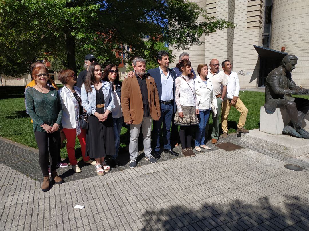 Foto de familia de la candidatura