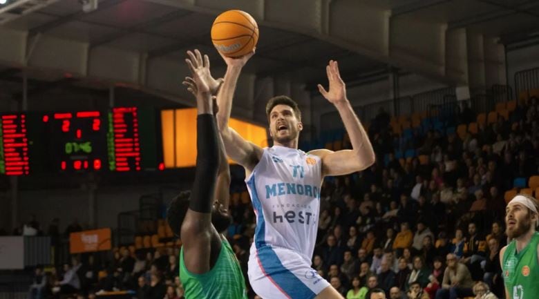 El pivot ha renovat per l&#039;Hestia i farà una tercera temporada a Bintaufa.