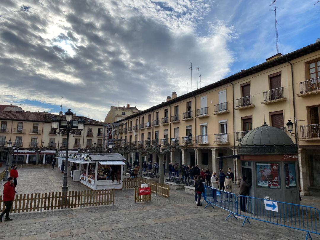 El Punto de Información de la Plaza Mayor se establecerá hasta el próximo 5 de enero como referente para todas las actividades que componen el programa de Navidad 2020