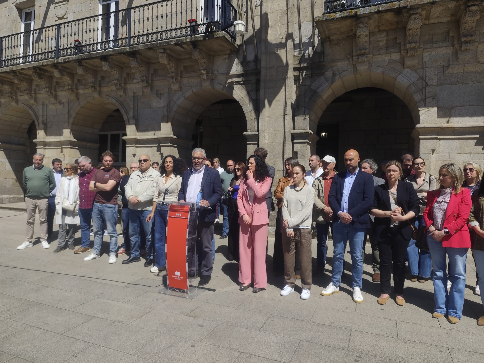 Miguel Fernandez comparece tras el registro de la moción de censura que le retirará la Alcaldía de Lugo.
