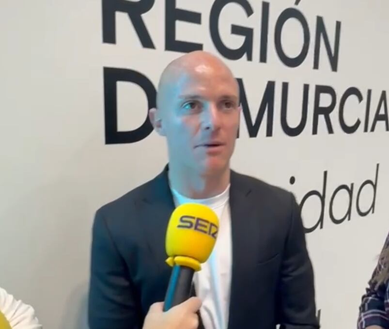 El ciezano Isi Palazón en el estand de la Región de Murcia en FITUR