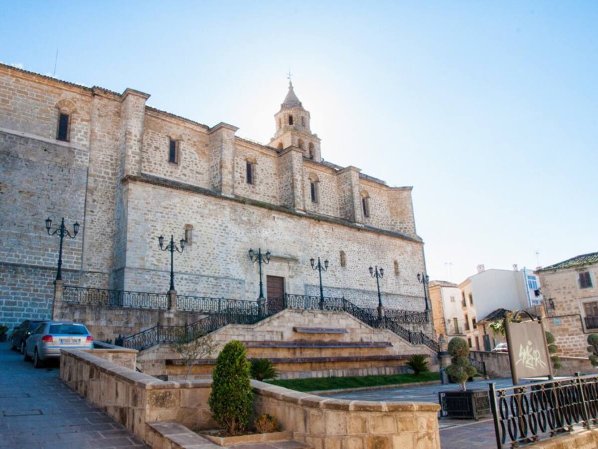 Cinco personas afectadas al incendiarse una casa en Villacarrillo