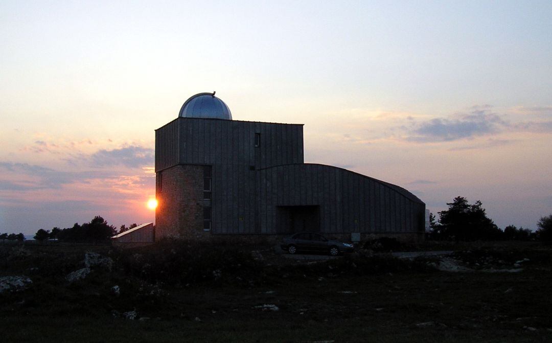 Imagen del Observatorio Astronómico de Cantabria.