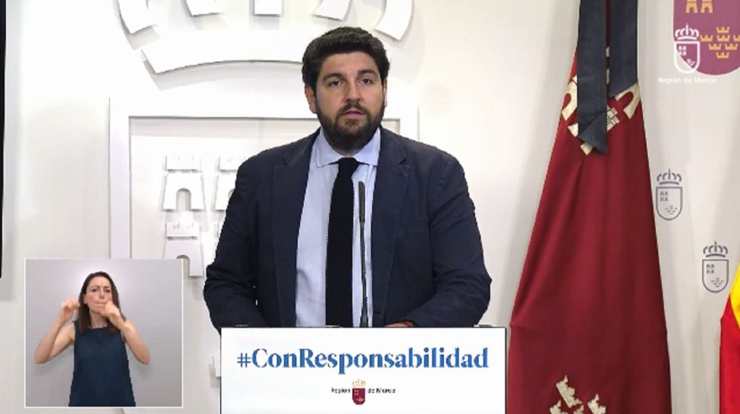 El presidente regional durante la rueda de prensa posterior a la videoconferencia de presidentes autonómicos