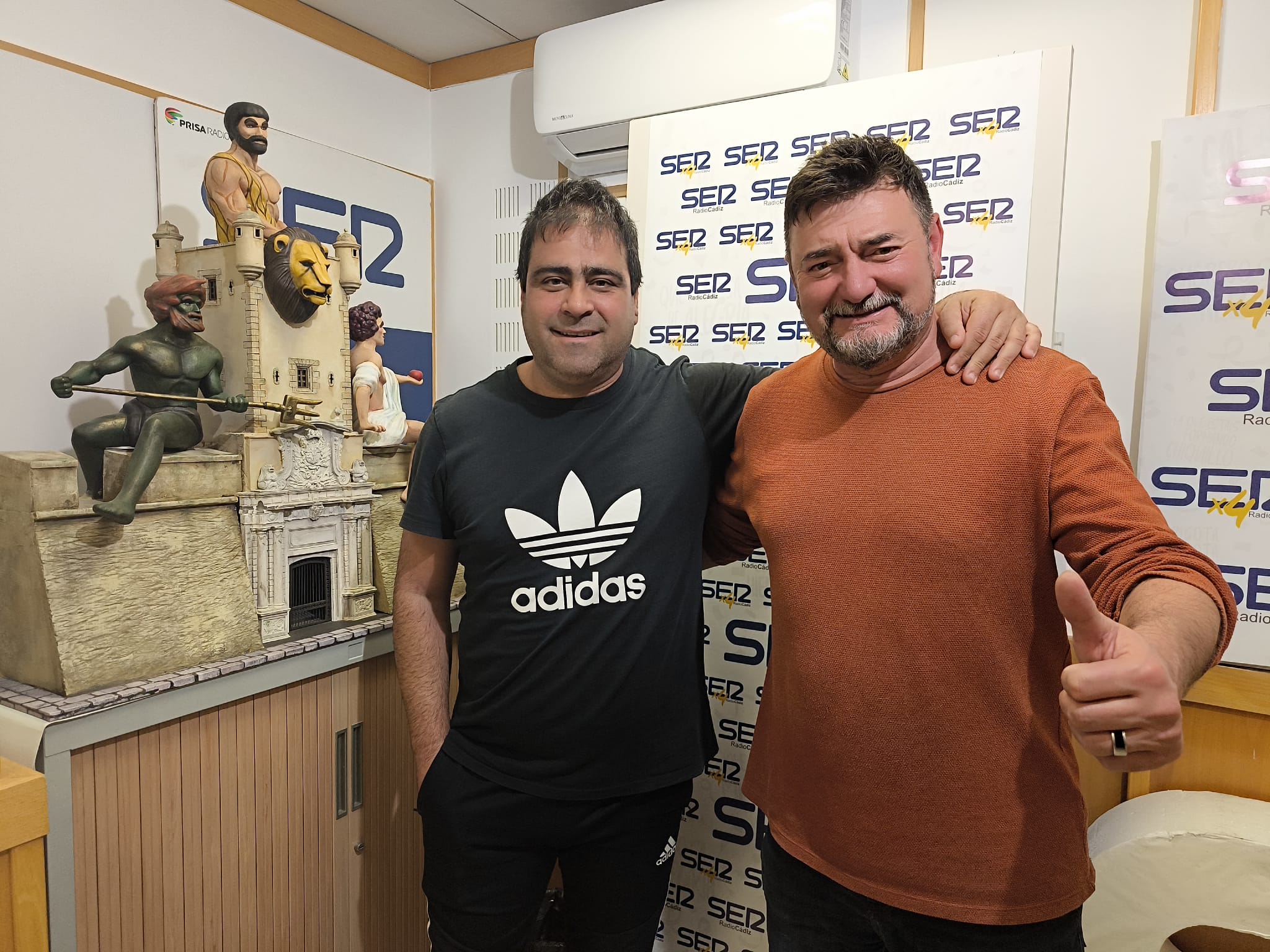Sheriff y Sibón en los estudios de Radio Cádiz.