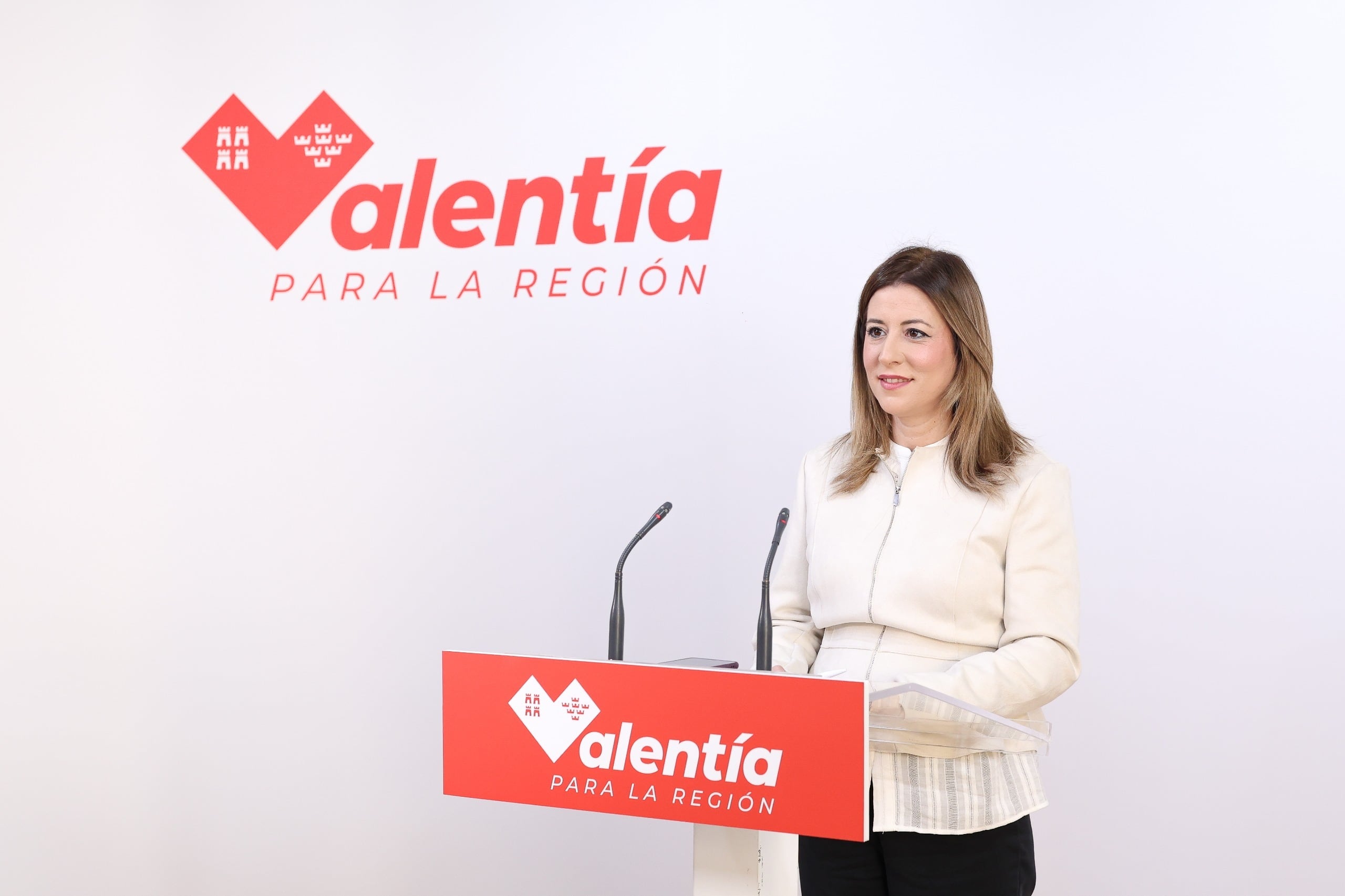 La portavoz de PSOE en la Región de Murcia, Isabel Gadea